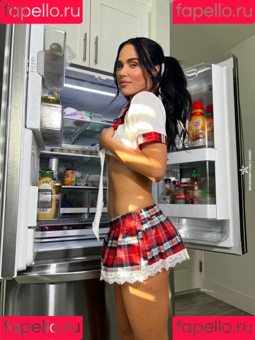 CJ Perry Onlyfans Photo Gallery 