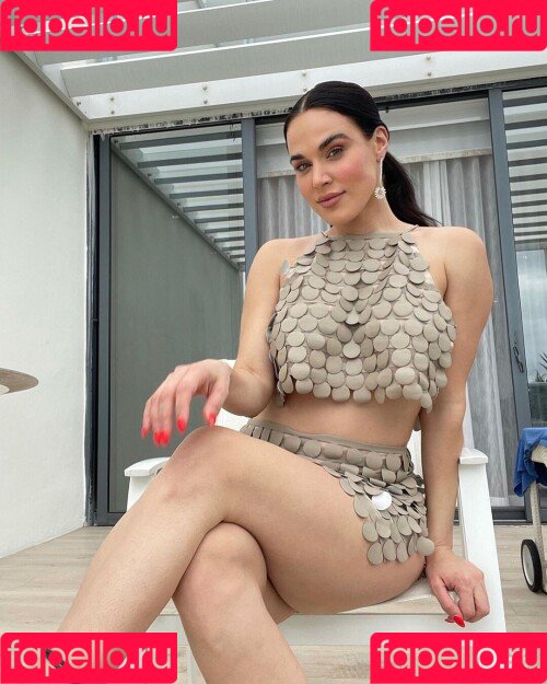 CJ Perry Onlyfans Photo Gallery 