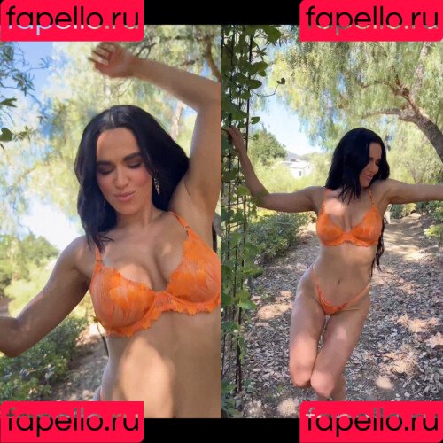 CJ Perry Onlyfans Photo Gallery 