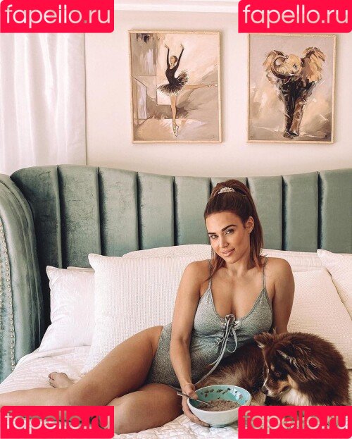 CJ Perry Onlyfans Photo Gallery 