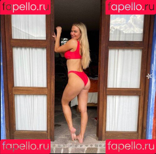 CJ Perry Onlyfans Photo Gallery 