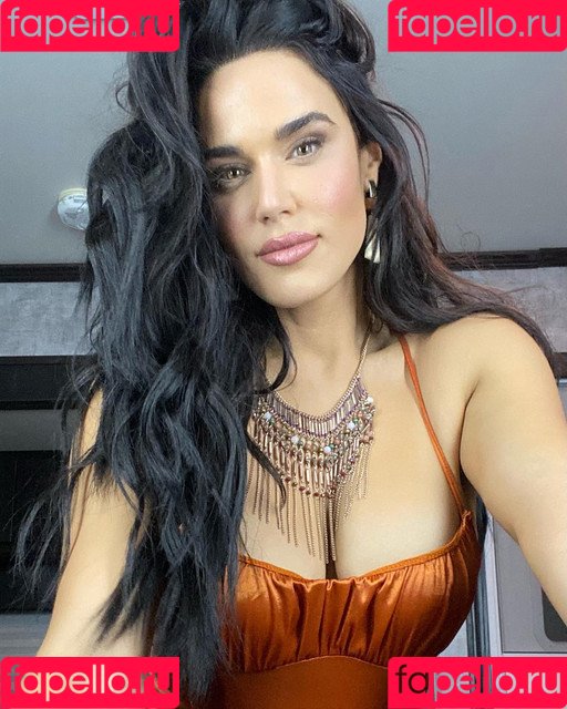 CJ Perry Onlyfans Photo Gallery 