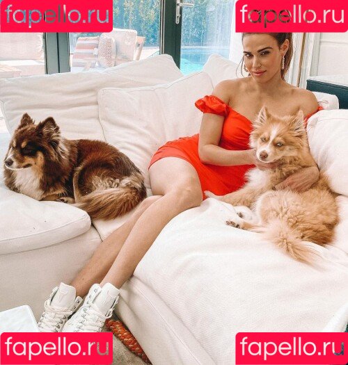 CJ Perry Onlyfans Photo Gallery 