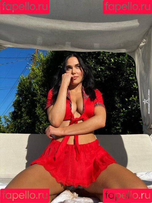 CJ Perry Onlyfans Photo Gallery 