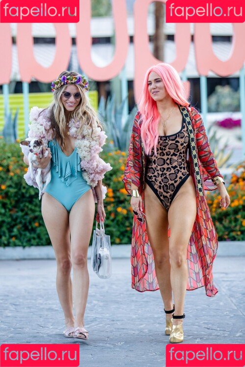 CJ Perry Onlyfans Photo Gallery 