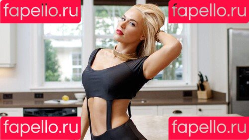 CJ Perry Onlyfans Photo Gallery 