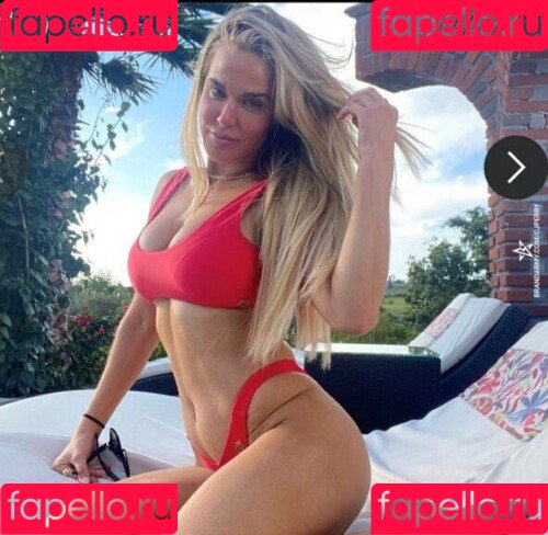 CJ Perry Onlyfans Photo Gallery 