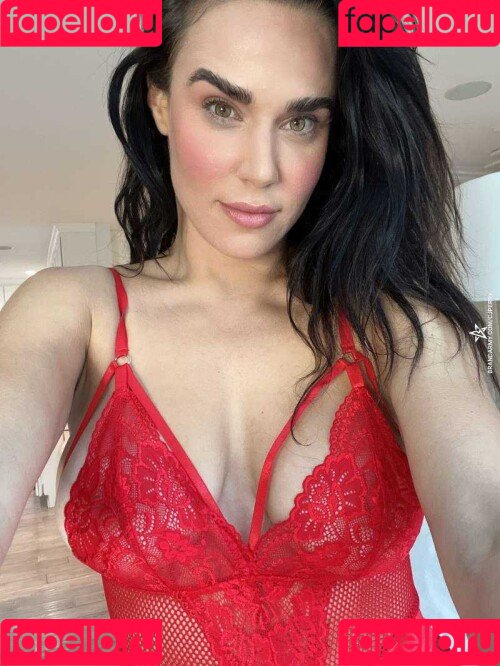 CJ Perry Onlyfans Photo Gallery 