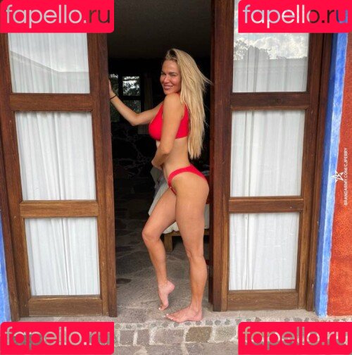 CJ Perry Onlyfans Photo Gallery 