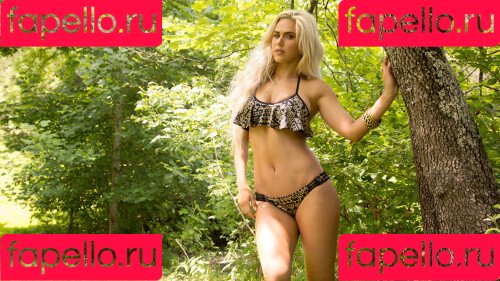 CJ Perry Onlyfans Photo Gallery 