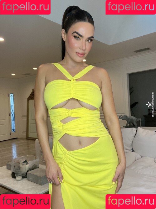 CJ Perry Onlyfans Photo Gallery 