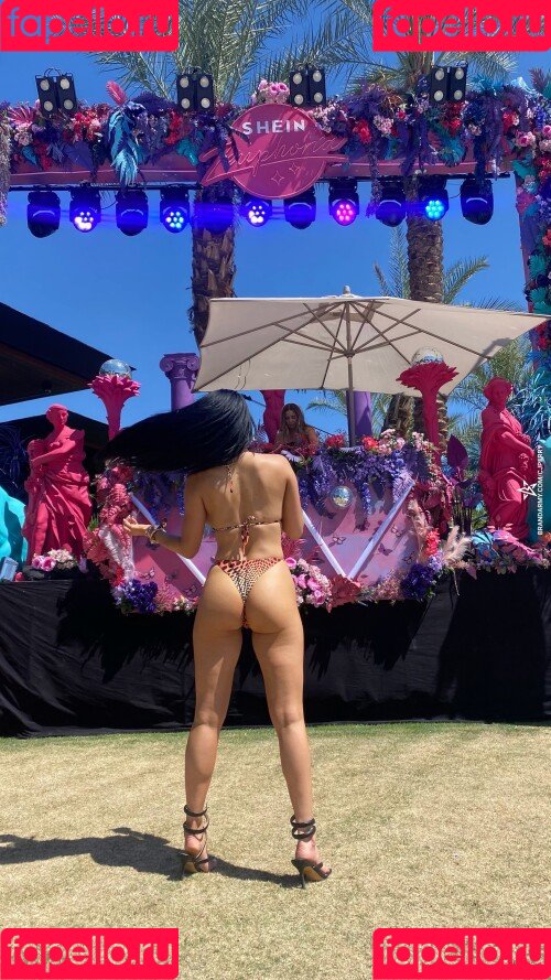 CJ Perry Onlyfans Photo Gallery 