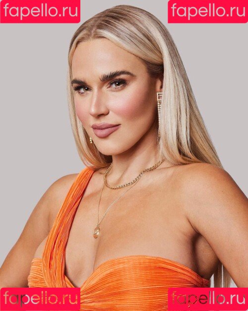 CJ Perry Onlyfans Photo Gallery 