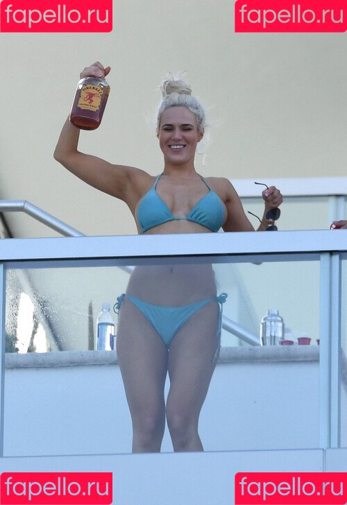 CJ Perry Onlyfans Photo Gallery 