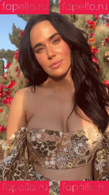 CJ Perry Onlyfans Photo Gallery 