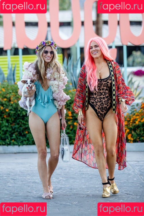 CJ Perry Onlyfans Photo Gallery 