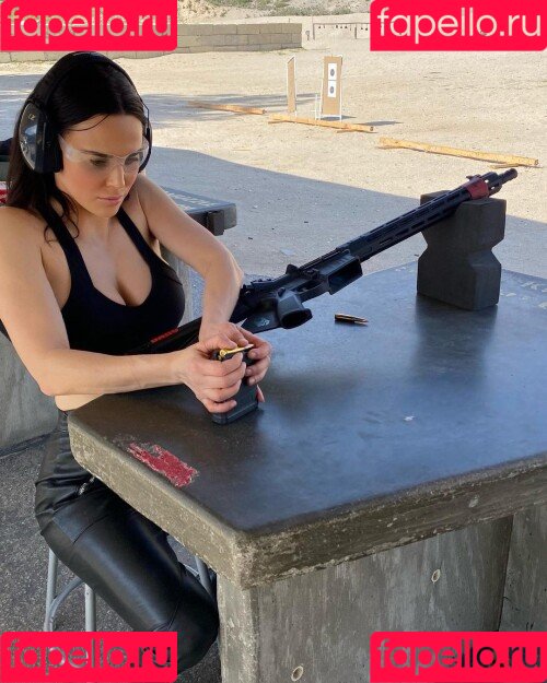 CJ Perry Onlyfans Photo Gallery 