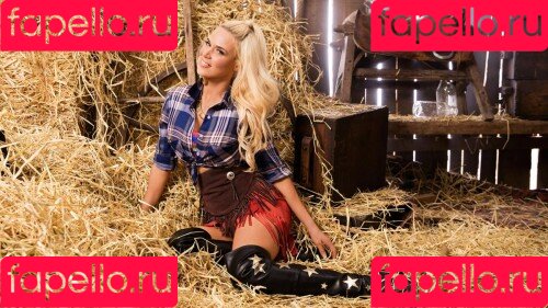 CJ Perry Onlyfans Photo Gallery 