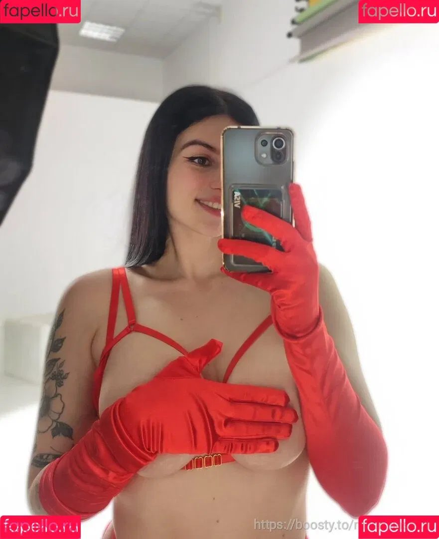 milamilasham Onlyfans Photo Gallery 