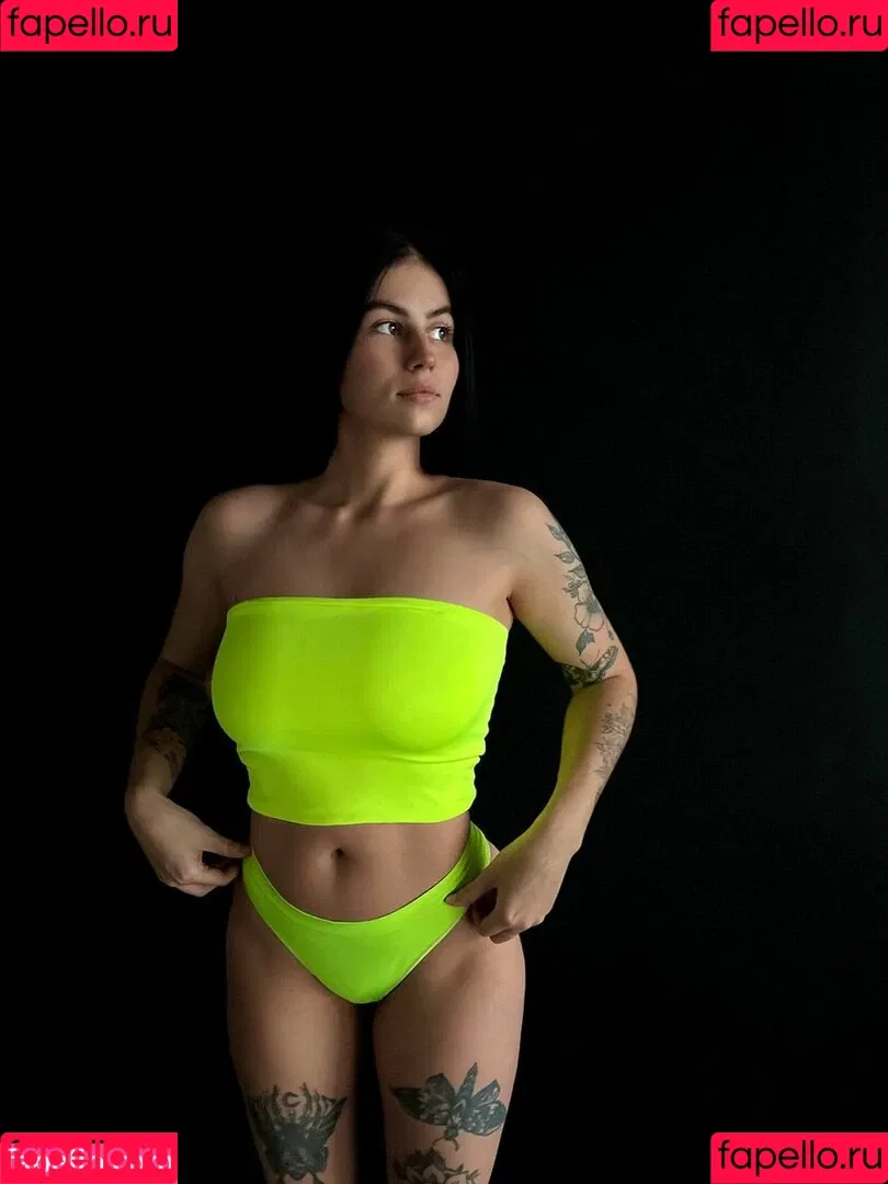 milamilasham Onlyfans Photo Gallery 