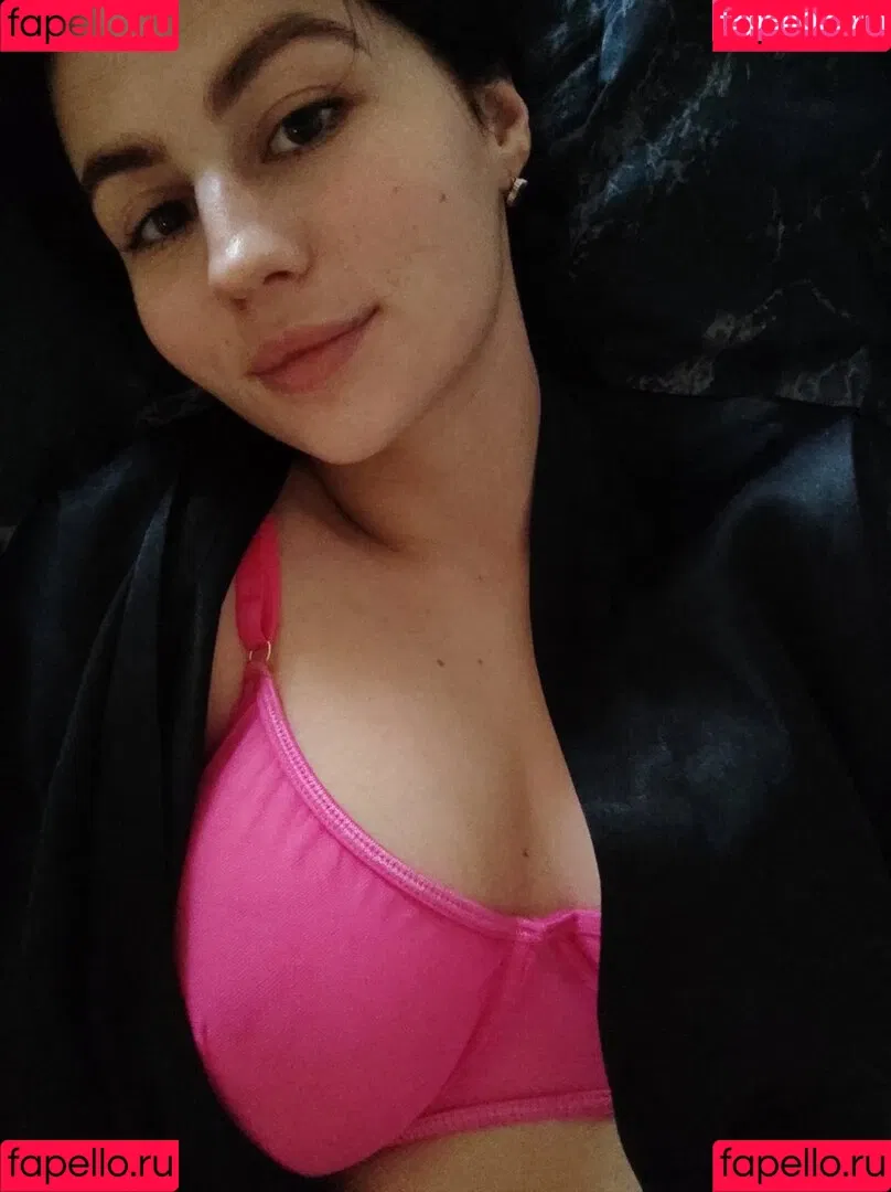 milamilasham Onlyfans Photo Gallery 