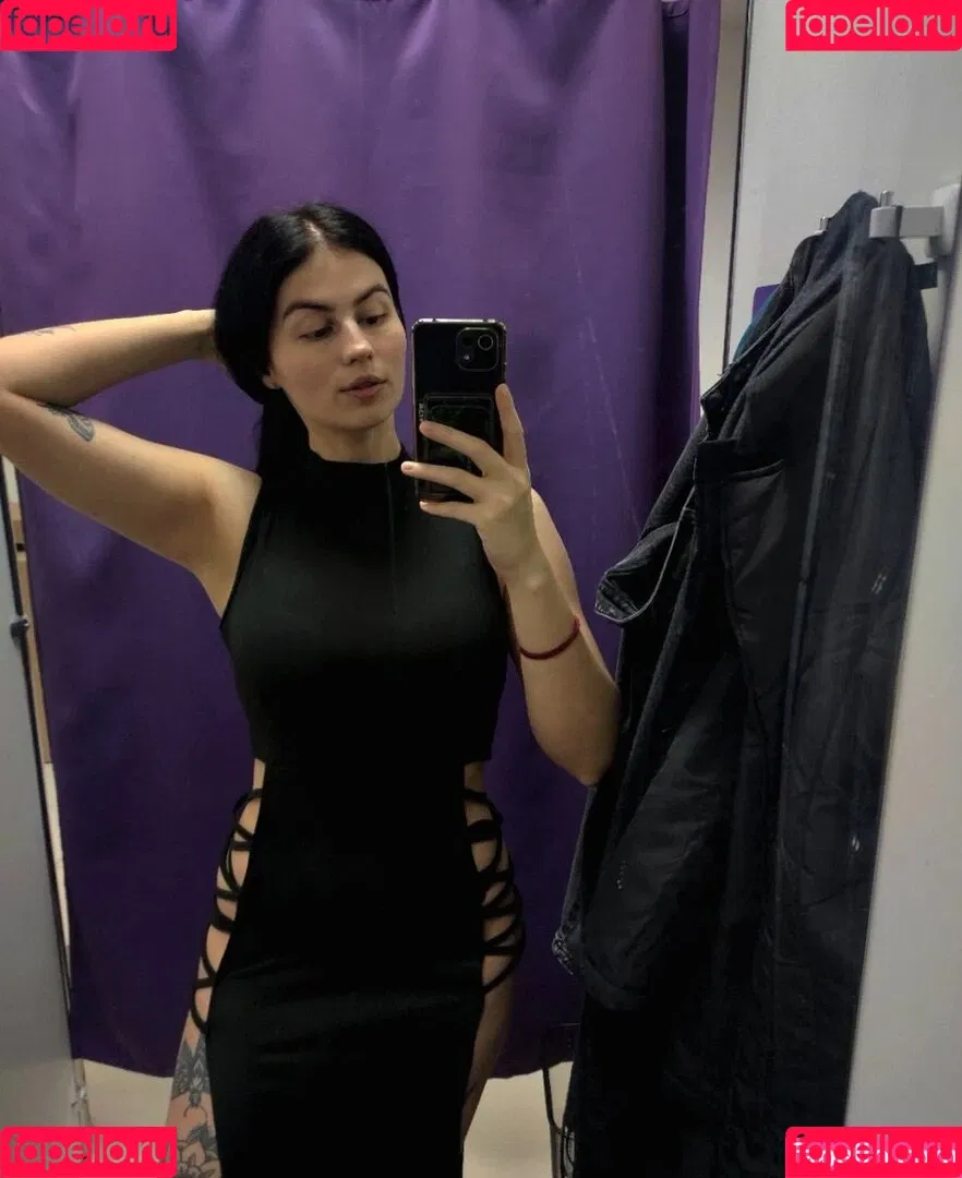 milamilasham Onlyfans Photo Gallery 