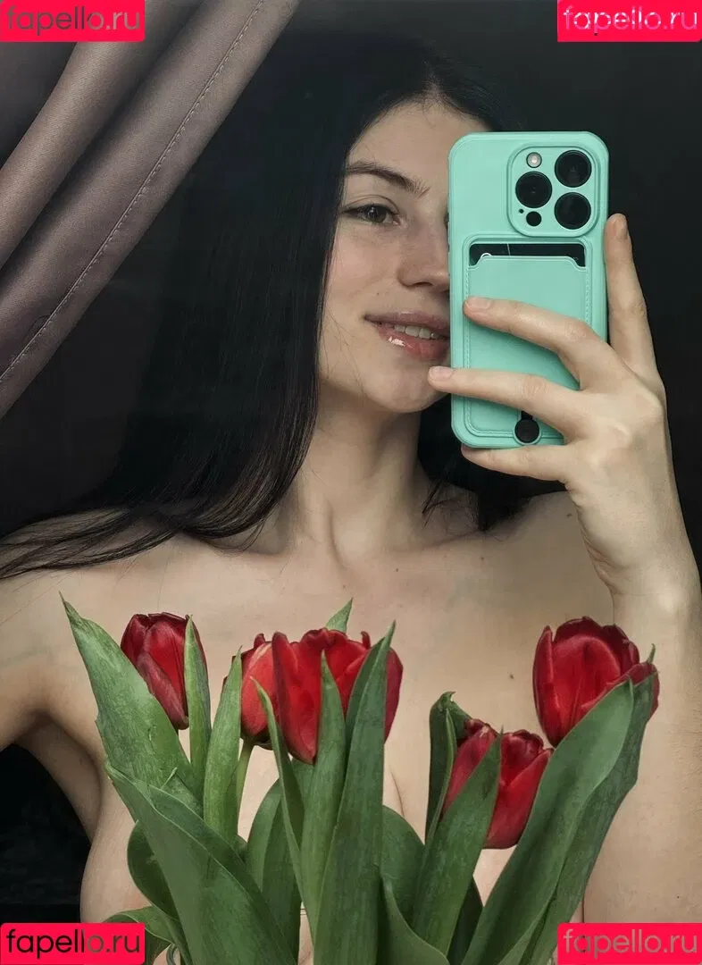 milamilasham Onlyfans Photo Gallery 