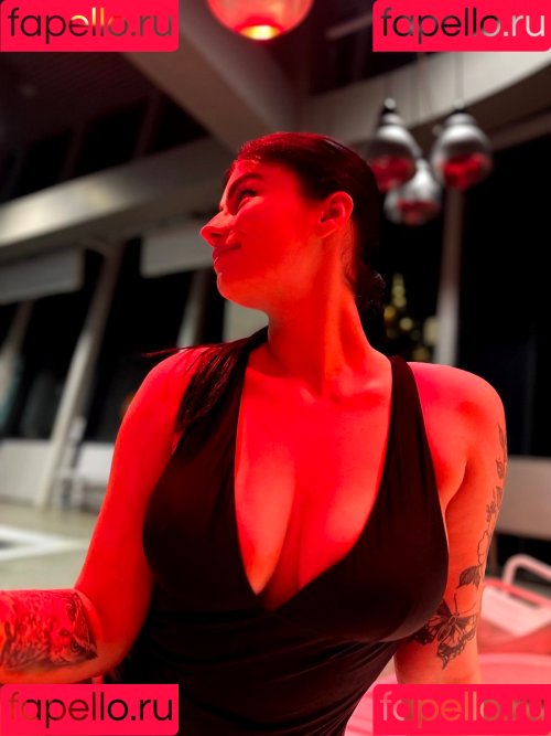 milamilasham Onlyfans Photo Gallery 