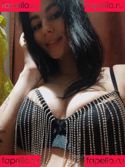 milamilasham Onlyfans Photo Gallery 