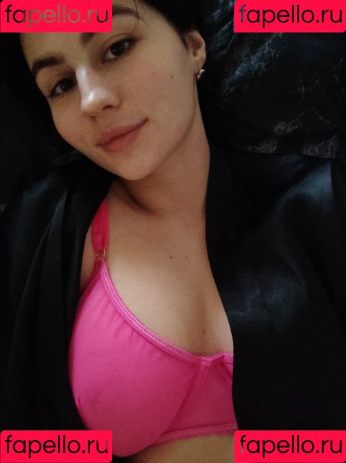 milamilasham Onlyfans Photo Gallery 