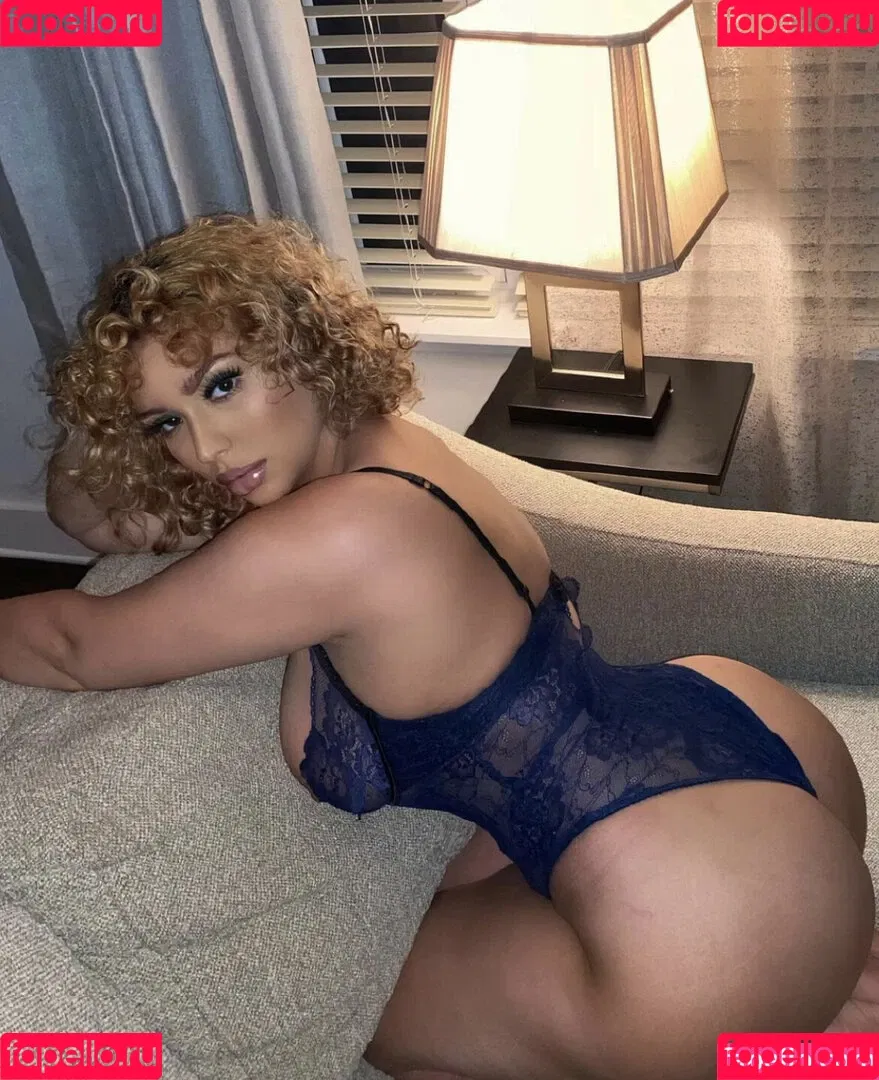 Annamarie Sarai Onlyfans Photo Gallery 