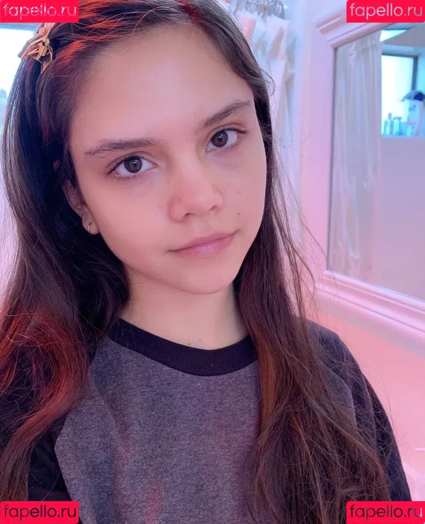 chloenoa Onlyfans Photo Gallery 