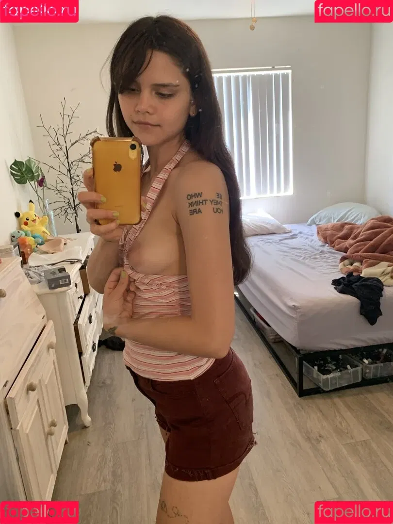 chloenoa Onlyfans Photo Gallery 