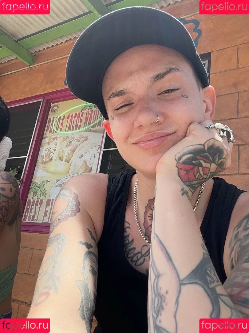 nikkihearts Onlyfans Photo Gallery 