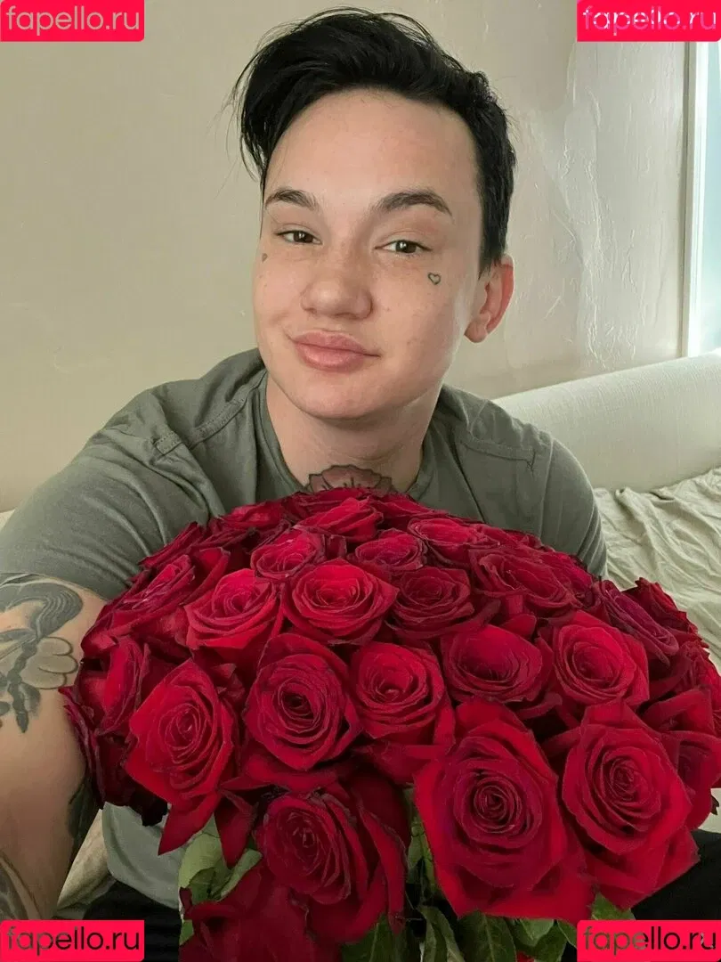 nikkihearts Onlyfans Photo Gallery 