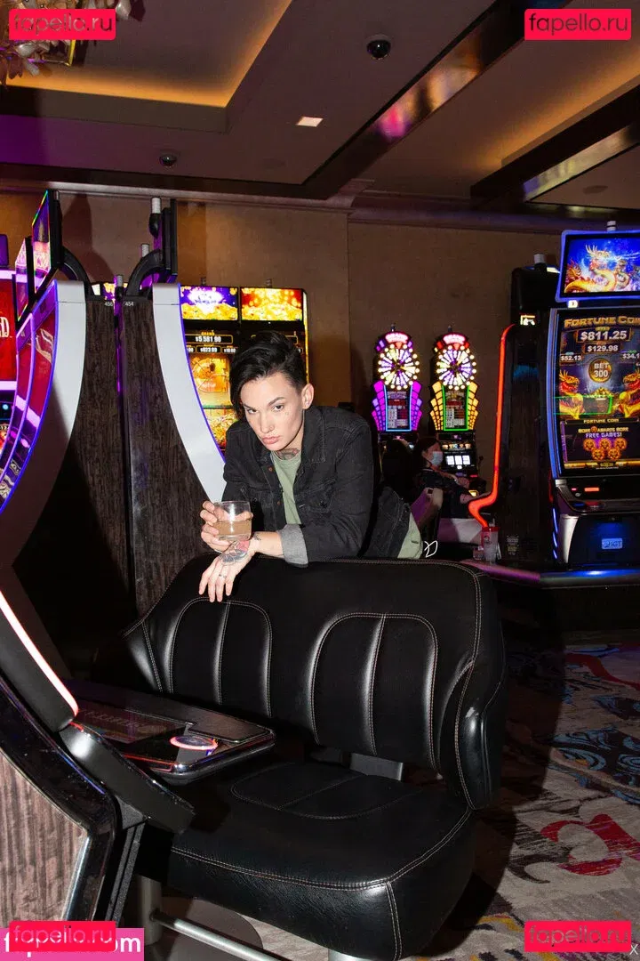 nikkihearts Onlyfans Photo Gallery 