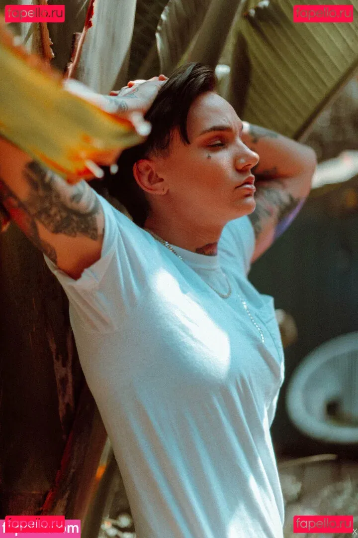 nikkihearts Onlyfans Photo Gallery 