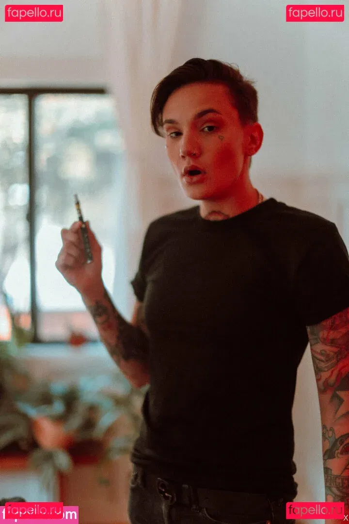 nikkihearts Onlyfans Photo Gallery 