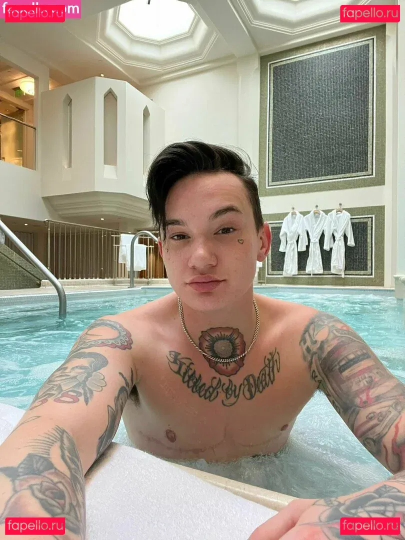 nikkihearts Onlyfans Photo Gallery 