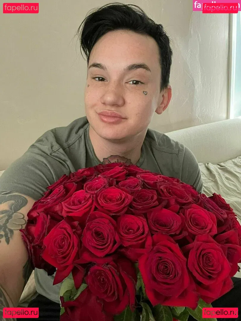 nikkihearts Onlyfans Photo Gallery 