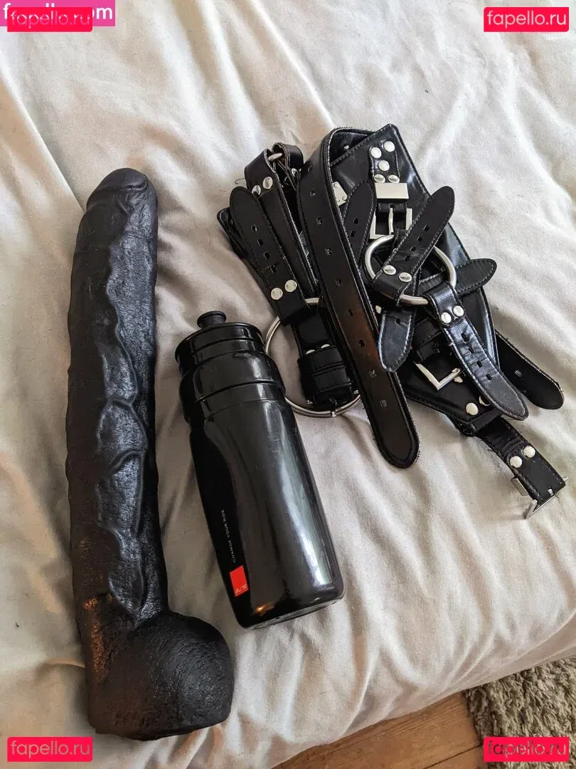 TheBookOfVices Onlyfans Photo Gallery 