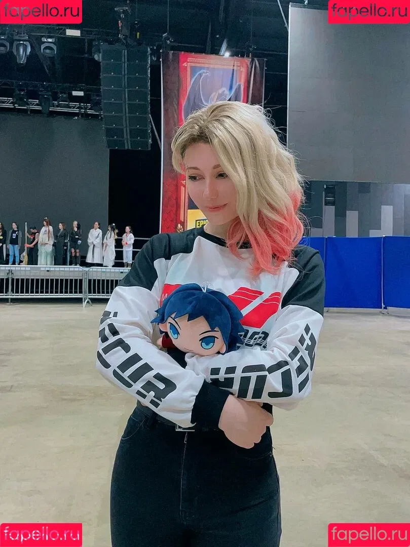 Mikasa Rino Onlyfans Photo Gallery 