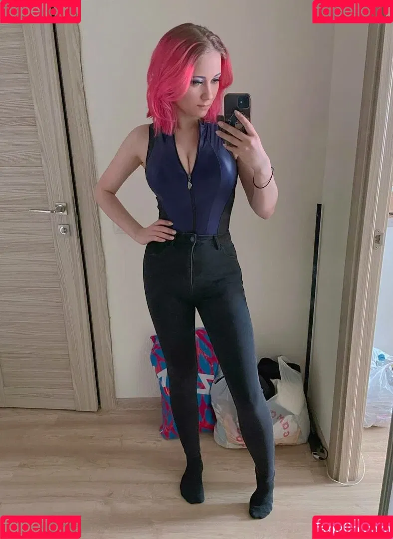Mikasa Rino Onlyfans Photo Gallery 