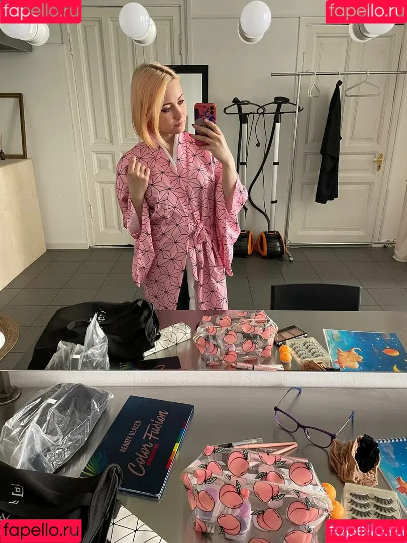 Mikasa Rino Onlyfans Photo Gallery 