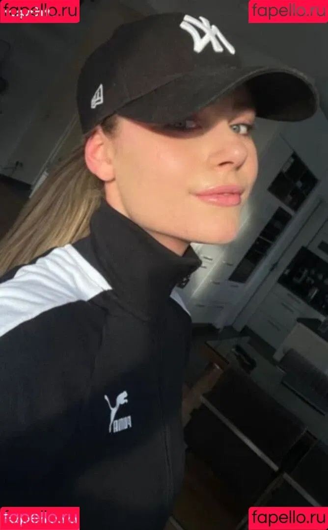 Emilia Bte Onlyfans Photo Gallery 