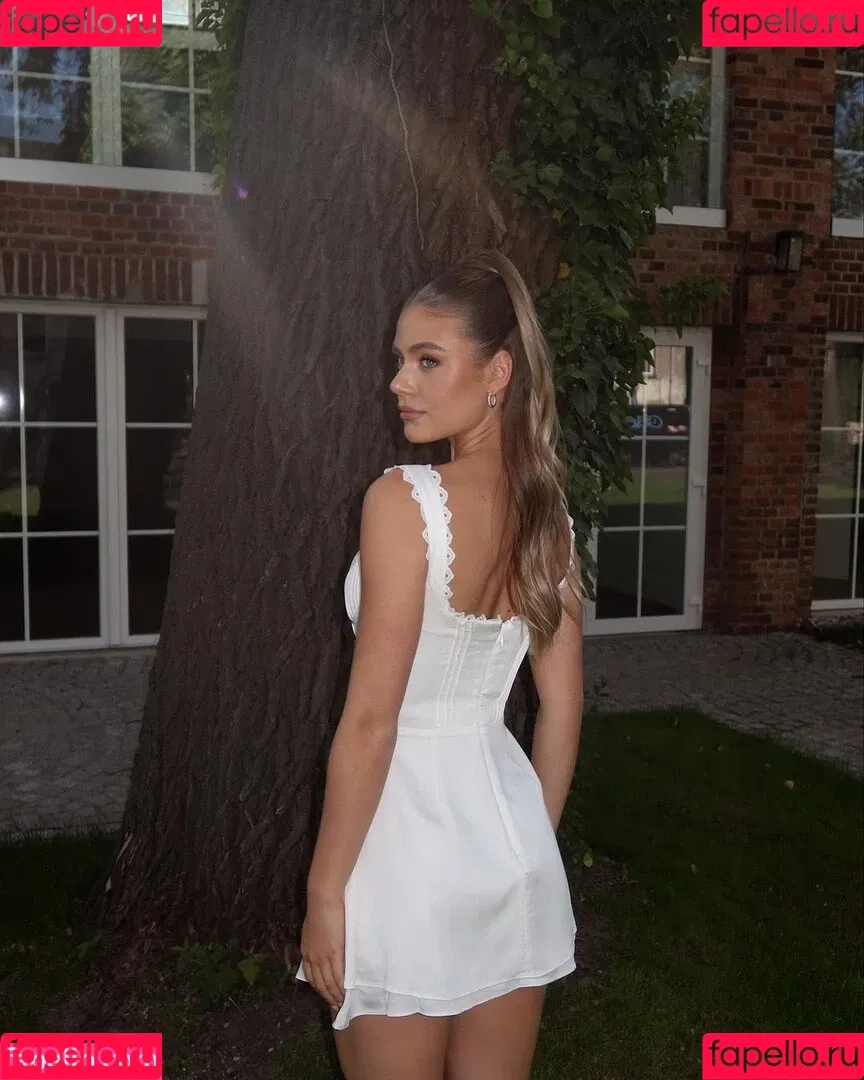 Emilia Bte Onlyfans Photo Gallery 