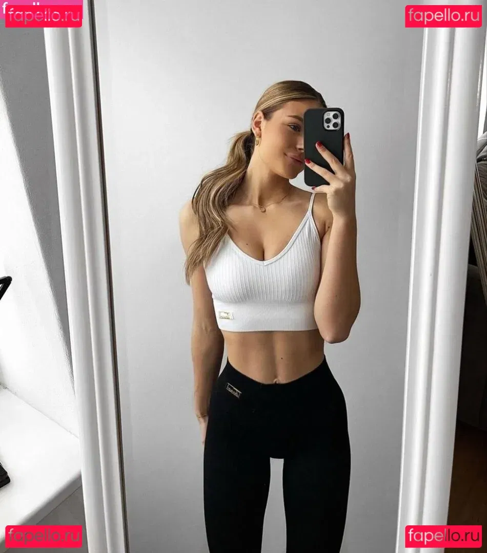 Emilia Bte Onlyfans Photo Gallery 