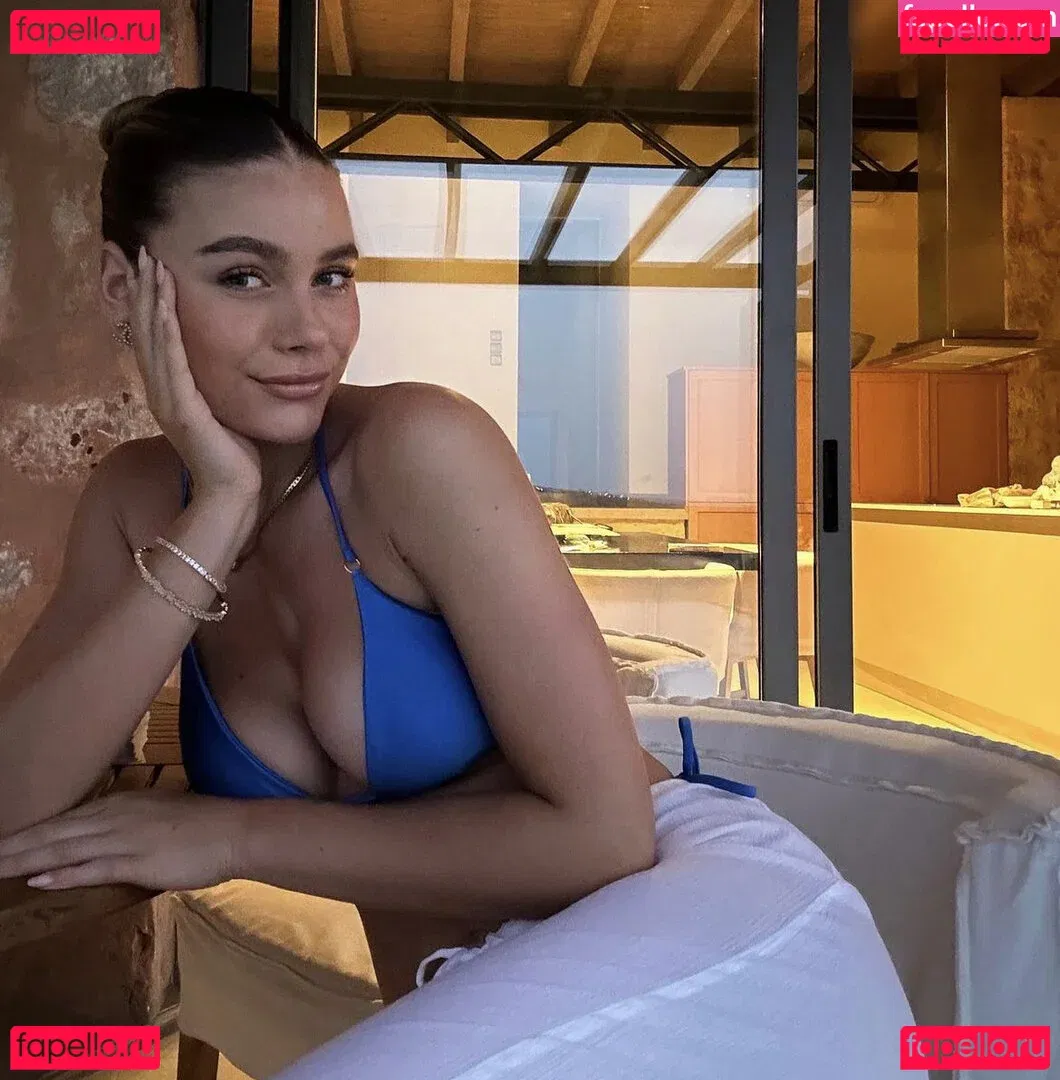 Emilia Bte Onlyfans Photo Gallery 