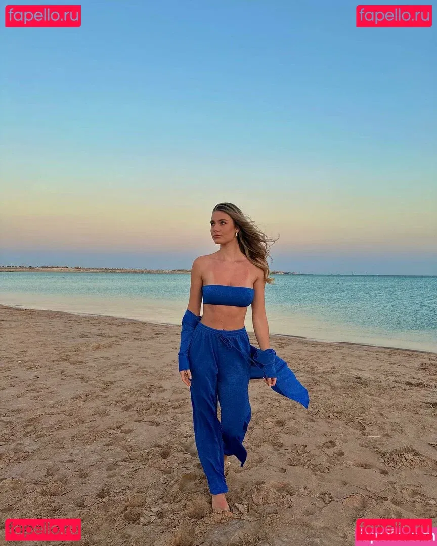 Emilia Bte Onlyfans Photo Gallery 