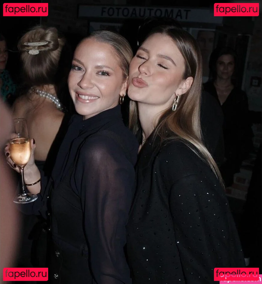 Emilia Bte Onlyfans Photo Gallery 